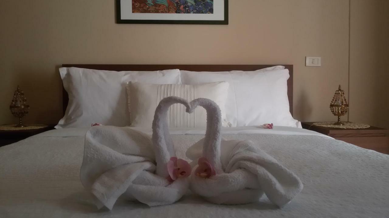 Guest House Le Ginestre Dell'Etna Belpasso Ngoại thất bức ảnh